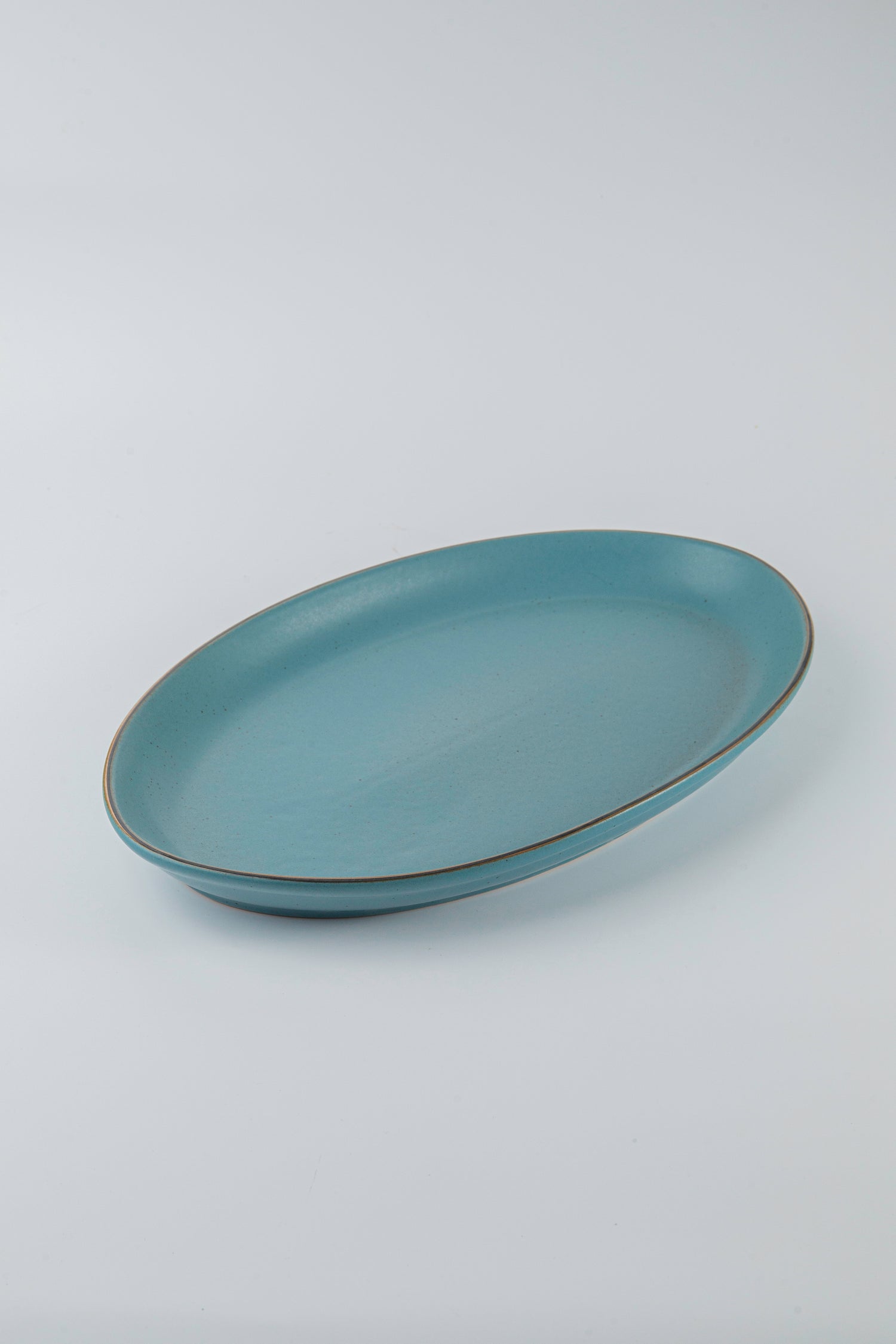 Oval plate
